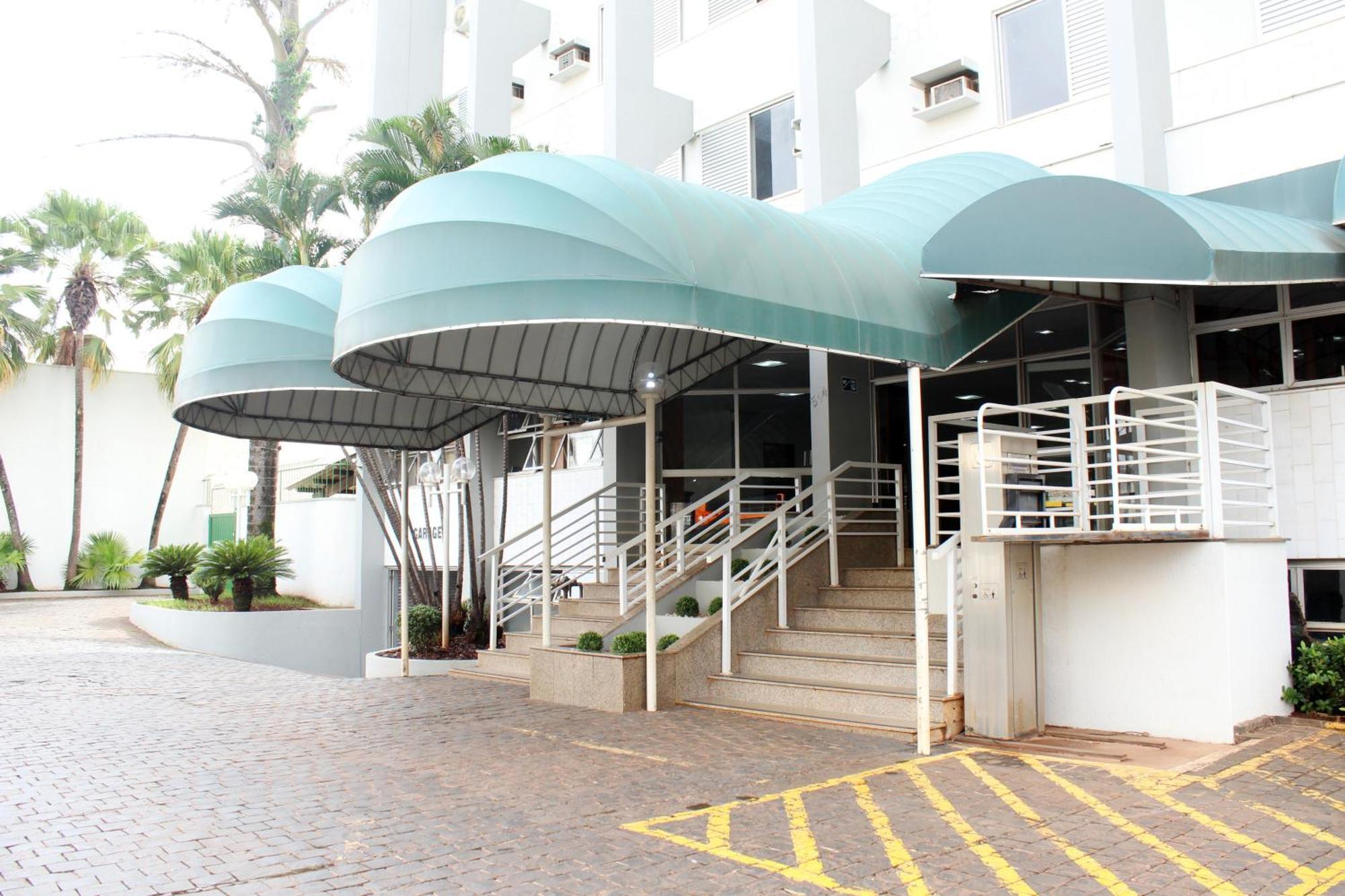 Days Inn By Wyndham Uberlândia Eksteriør billede